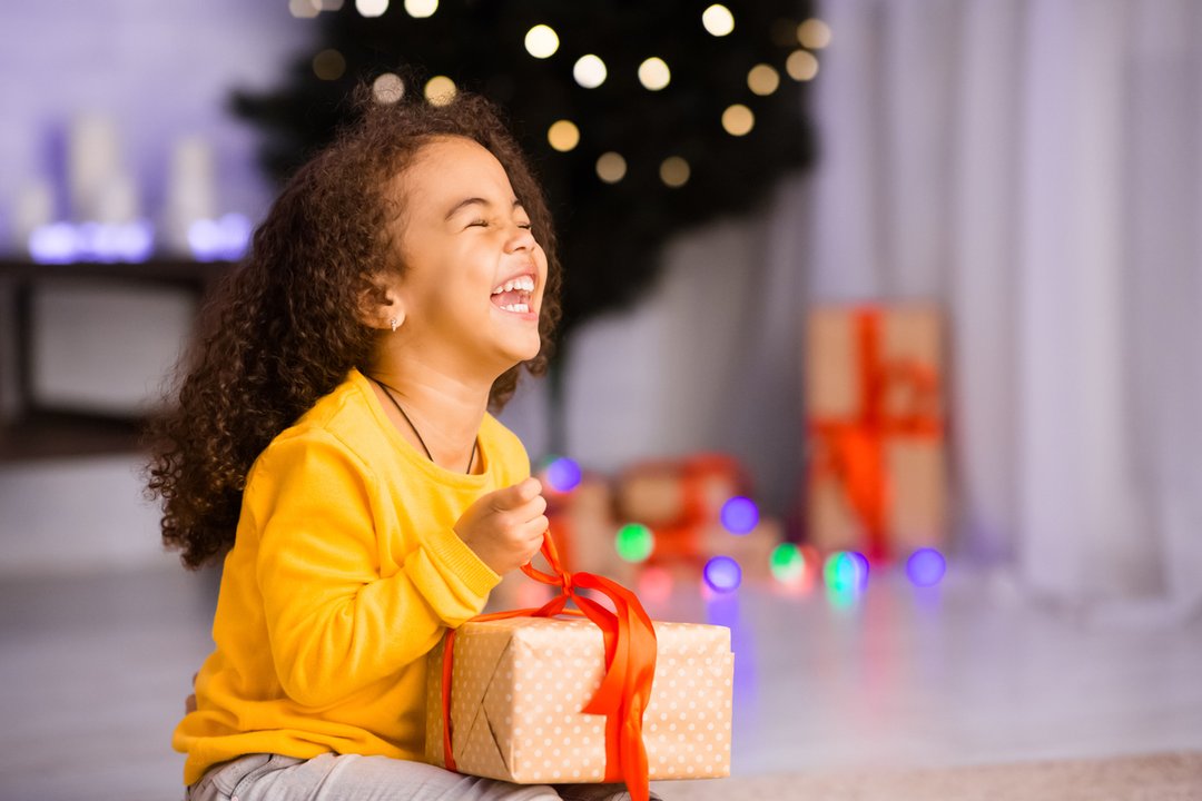 Great Financial Gifts for Kids Over the Holidays